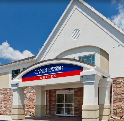 Men's retreat men in meal line